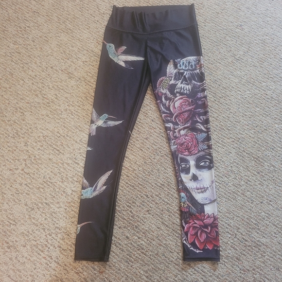 Womens Femaile Skull Leggings S to M Stretch - Picture 4 of 4